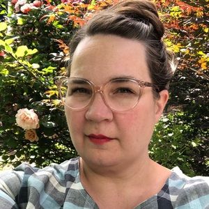 Meet your Posher, Jenn